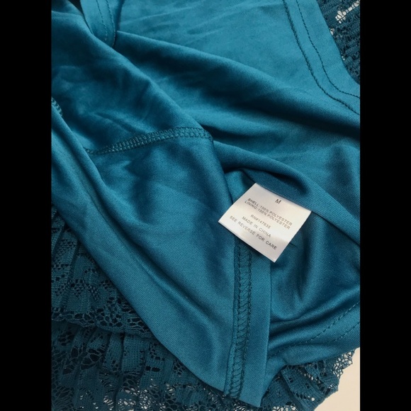 ROMEO & JULIET COUTURE lace skirt Medium - Picture 5 of 7